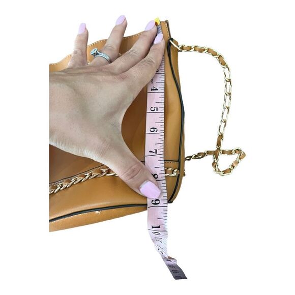 CAMEL BROWN Bucket Bag - Picture 11 of 16